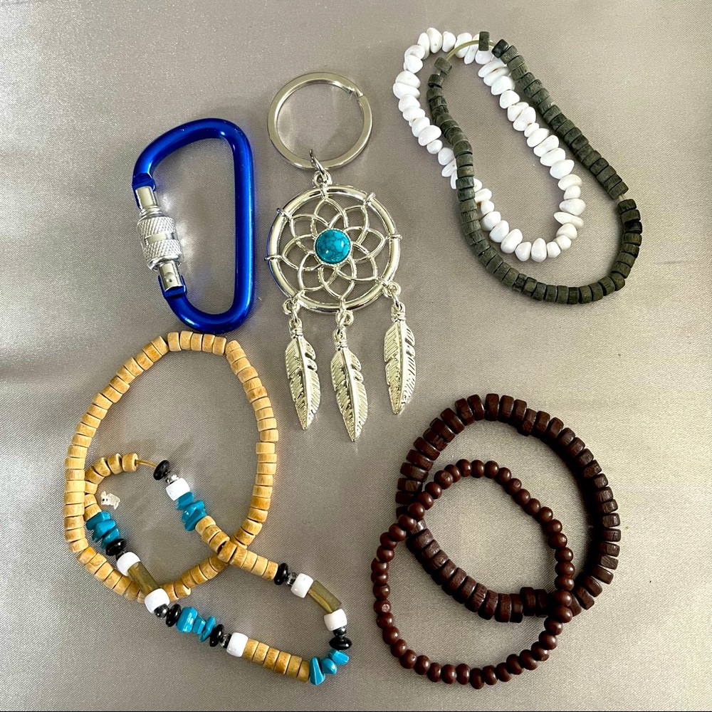 Bracelet’s and blue key chain and silver key dreem catcher